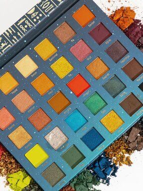 NWT Sistar - [The Queen] 30 Color Eyeshadow Palette